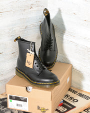 1460 Black Smooth 8 Eye Stivale donna Dr Martens