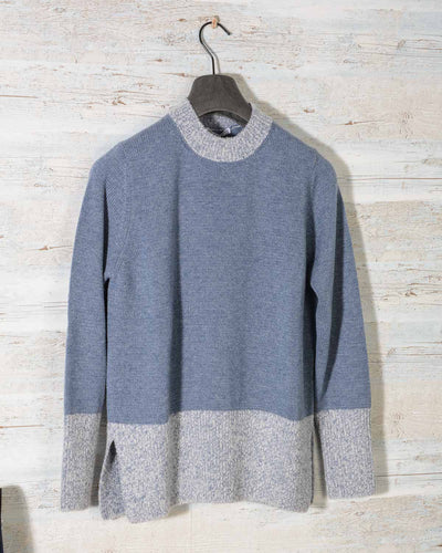 Maglia donna girocollo Hubert Gasser made in italy in cashmere e seta colore Azzurro -6
