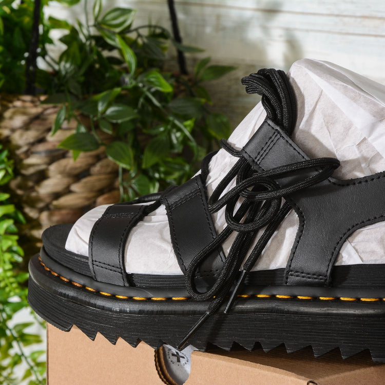SANDALI donna in PELLE NARTILLA Dr Martens colore nero BLACK HYDRO LEA omerostore