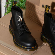 Stivali donna Dr Martens 101 YELLOW STITCH BLACK SMOOTH 26230001 (7 di 14)