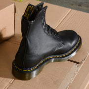 Stivali donna Dr Martens 1460 Black Nappa 11821002 (10)