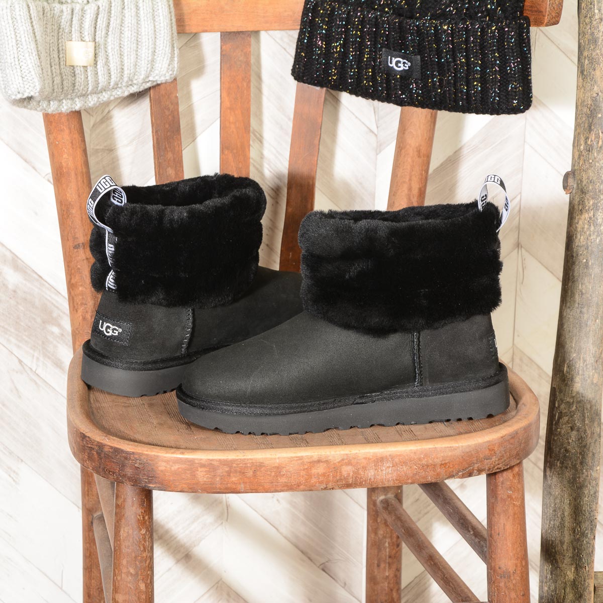 Ugg classic mini fluff hotsell